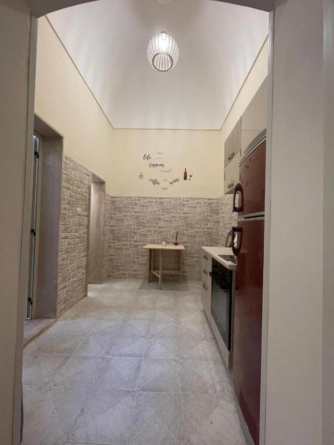 Levante 23 Apartment Brindisi Luaran gambar