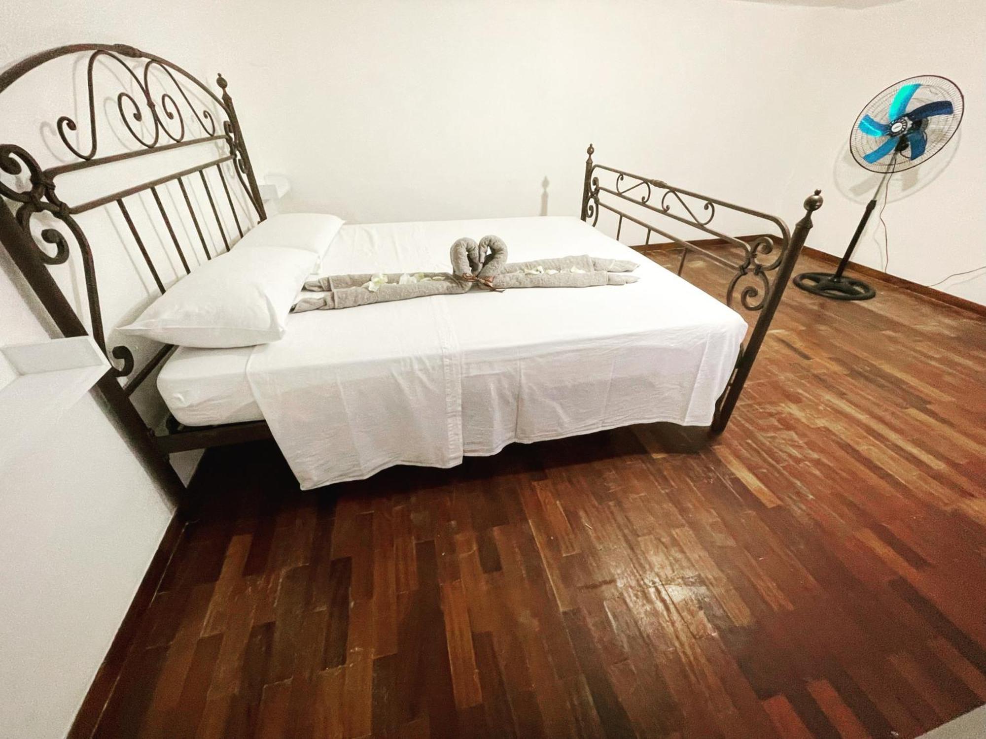 Levante 23 Apartment Brindisi Luaran gambar